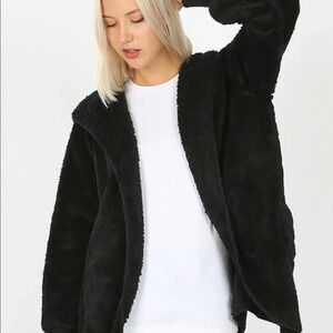NWT zenana outfitters boutique teddy bear Faux fur hooded cocoon jacket